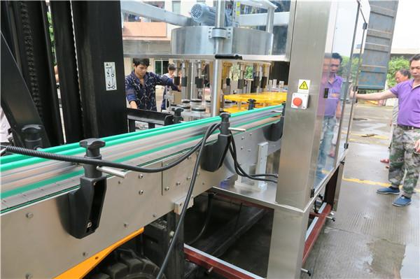 Aplicador automàtic d’etiquetes frontal / posterior Equipament Velocitat 18000B / H