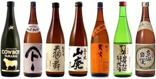 Etiqueta adhesiva automàtica d'etiquetatge autoadhesiu amb tres etiquetes 250BS / min Velocitat de producció