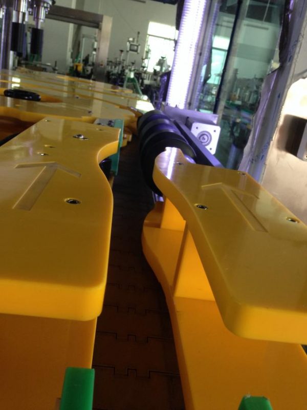 Etiquetadora d’ampolles de vi / cervesa d’alta producció, etiquetadora d’ampolles rodones