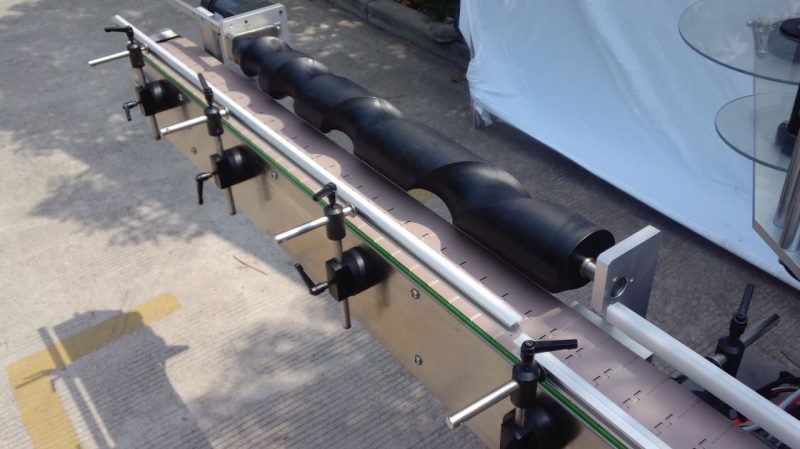 Xina d'embalatge d'ampolles rodones per al proveïdor autoadhesiu de preus de fàbrica automàtics usats